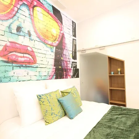 Golden Beach Apartment
