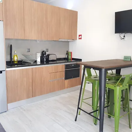 Golden Beach Apartment *